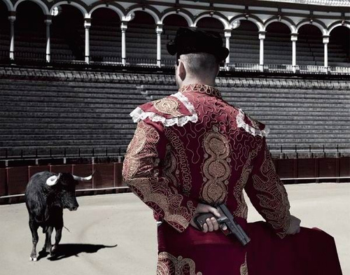 Cheater in the corrida bull fight