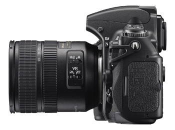 Nikon D700 - side view