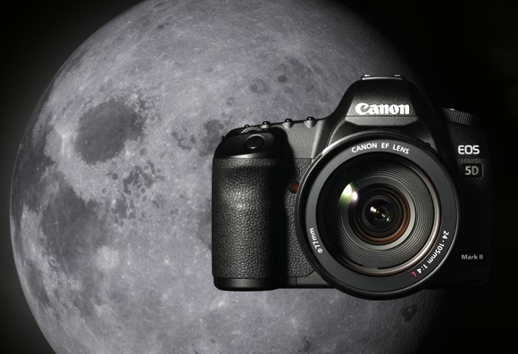 EOS 5D Mark II - Moon