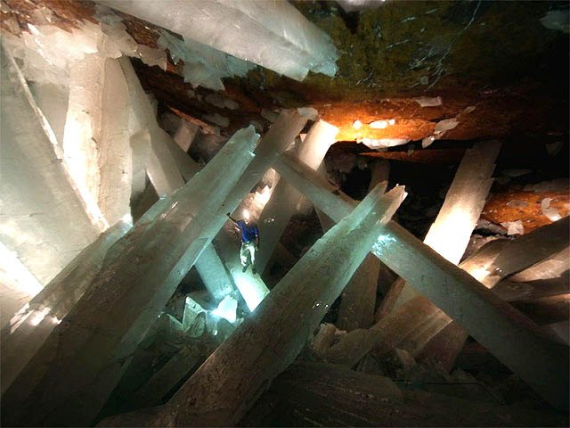 Giant crystals in Mexico